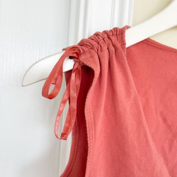 Banana Republic Size Small Sleeveless Heart Shaped Neck Top in Corral with Bow T - Picture 8 of 8